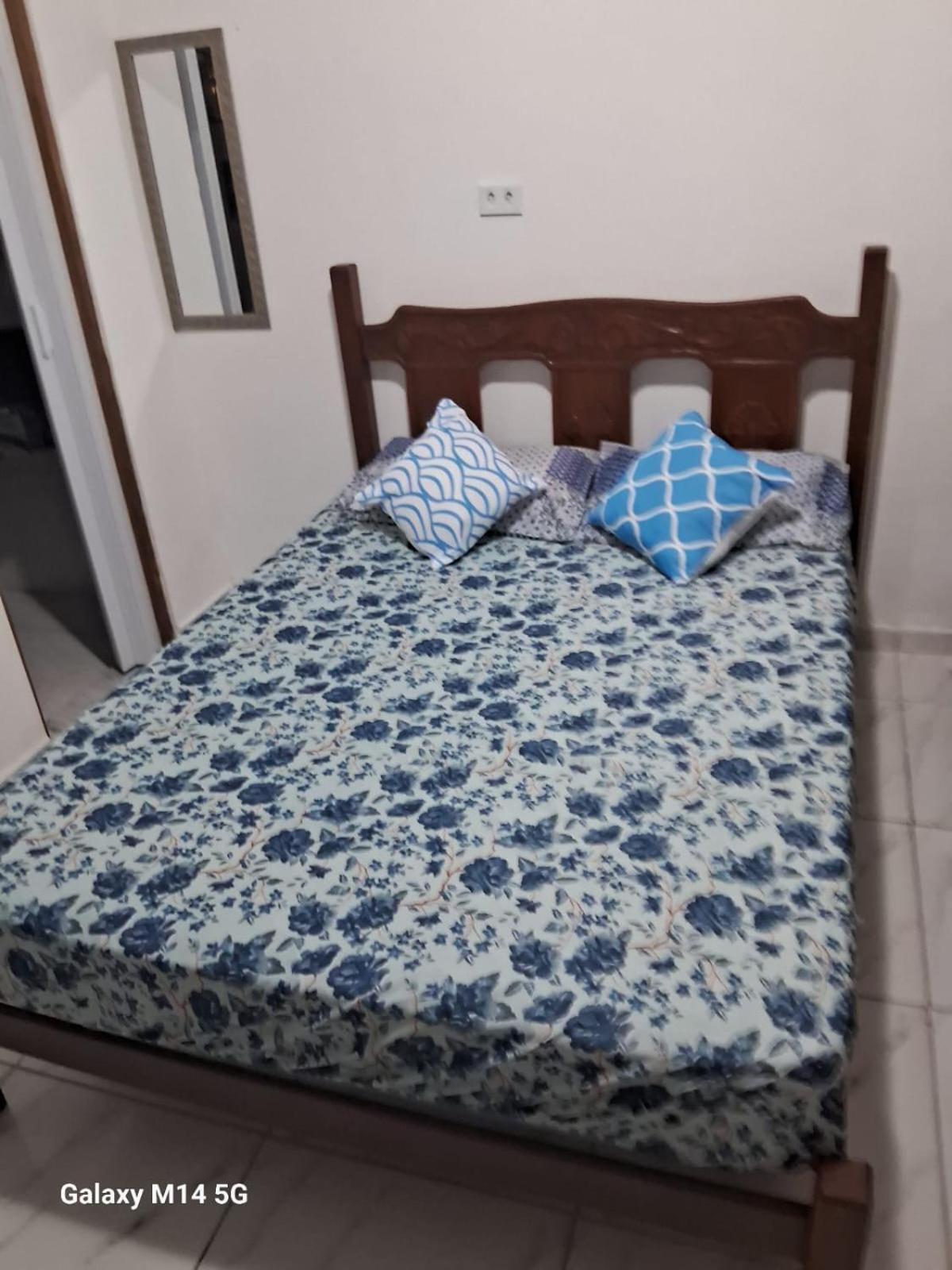 Espaco Amarelo Sol Homestay
